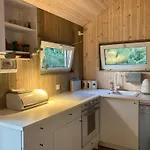 Przystanek Warmia- Caloroczny, Duza Lesna Dzialka *