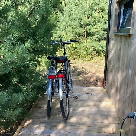 Przystanek Warmia- Caloroczny, Duza Lesna Dzialka