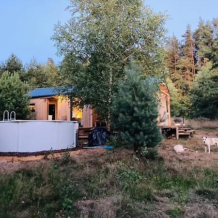 Przystanek Warmia- Caloroczny, Duza Lesna Dzialka בית נופש *