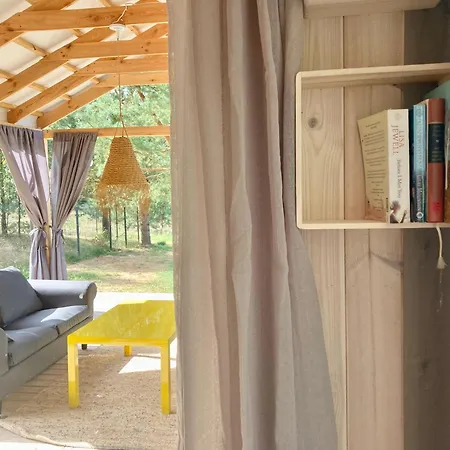 בית נופש Przystanek Warmia- Caloroczny, Duza Lesna Dzialka Naglady